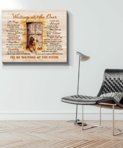 Canvas Dog Golden Waiting At The Door
